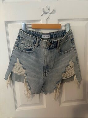 Zara Light Wash Distressed Denim Cutoff Shorts